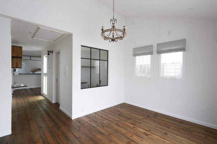 猫も人も幸せに暮らす2階リビング家