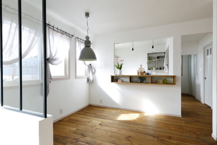 家族が自然と集まる 3階建ての家