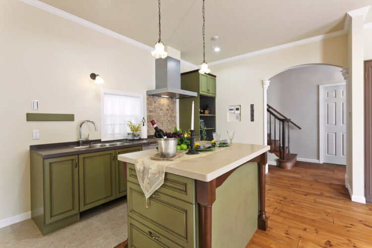 細部のディテールが美しいアメリカンスタイルの家