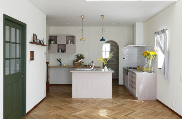 カラーバランスを大切にした北欧スタイルの家