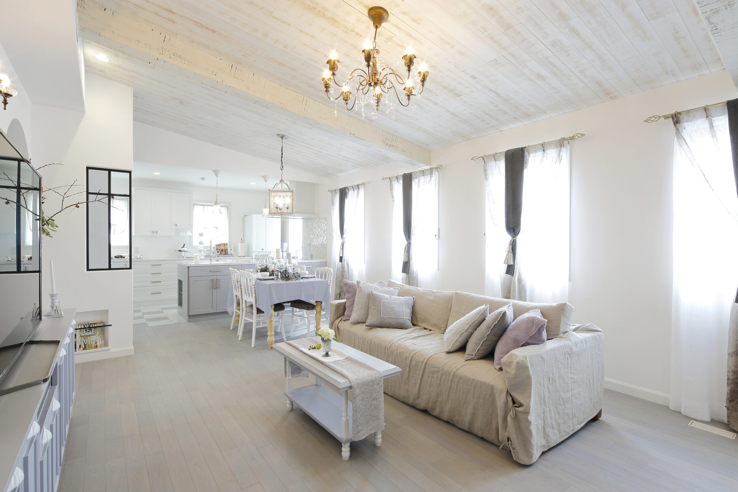 【新春イベント！】まるでパリのアパルトマン リノベーション